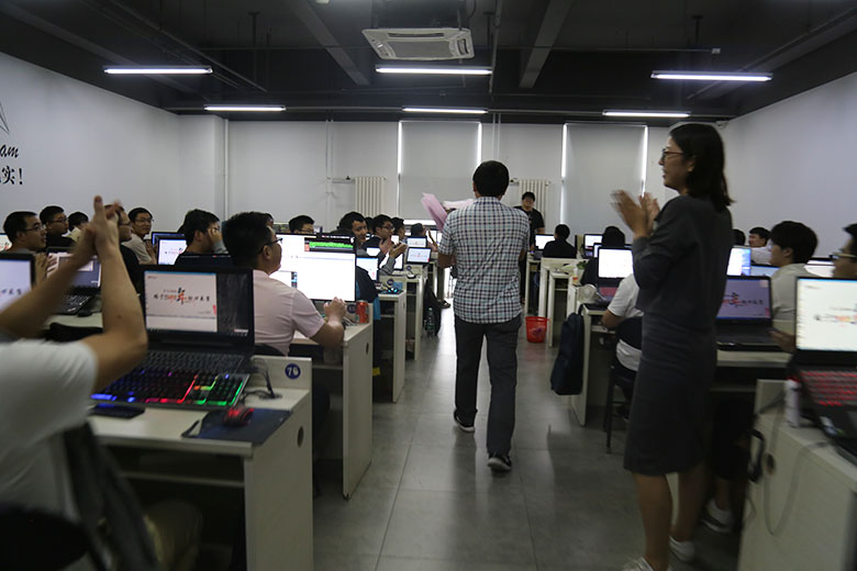 動(dòng)力節(jié)點(diǎn)只專注Java培訓(xùn)