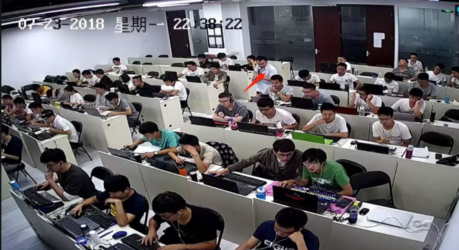 張老師晚自習(xí)輔導(dǎo)學(xué)員