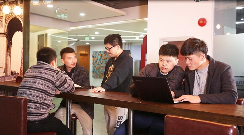 動(dòng)力節(jié)點(diǎn)Java培訓(xùn)實(shí)驗(yàn)班